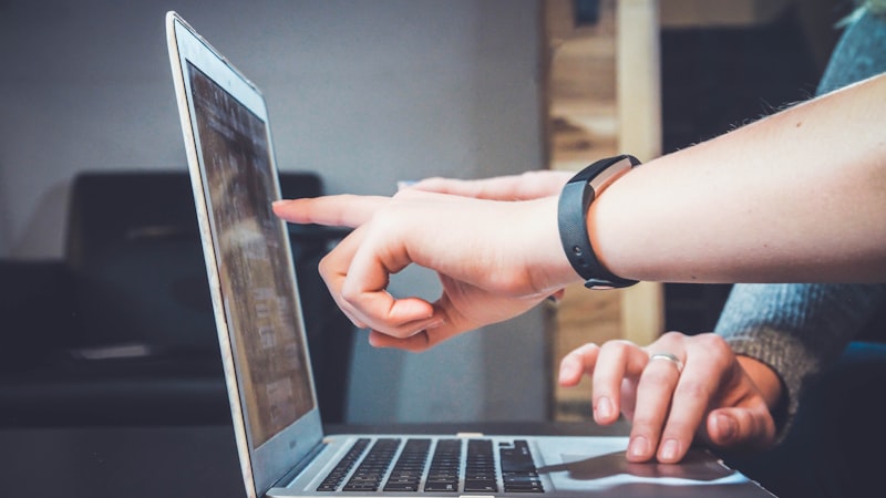 Shopify vs WooCommerce comparison